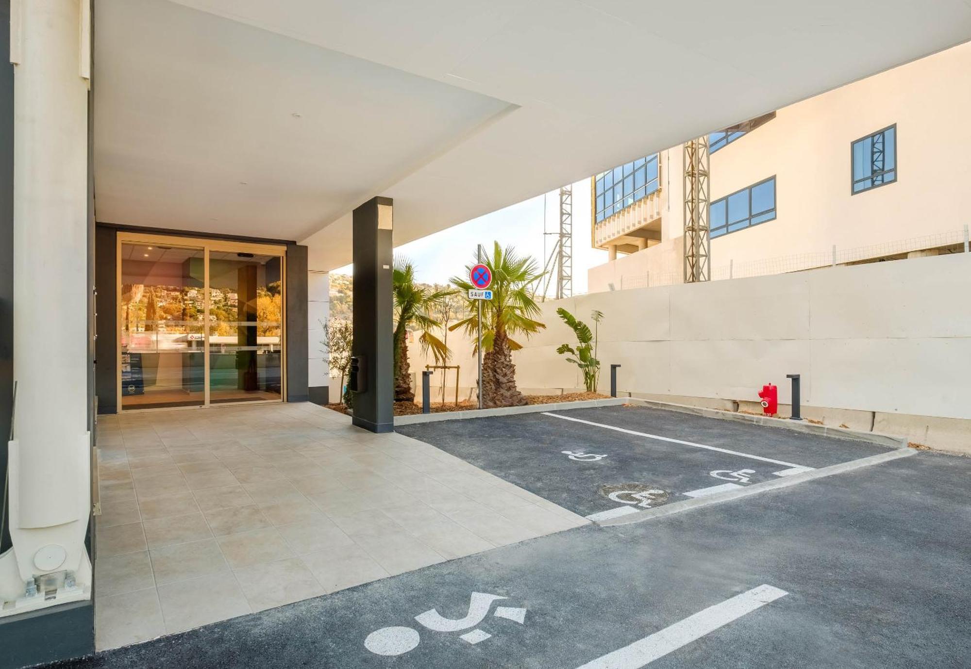 B&B Hotel Nice Stade Riviera المظهر الخارجي الصورة